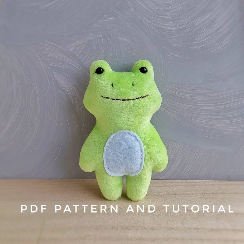 Frog 5" Pdf pattern, froggy sewing tutorial cute stuffed frog pattern, easy pattern, plushie pattern